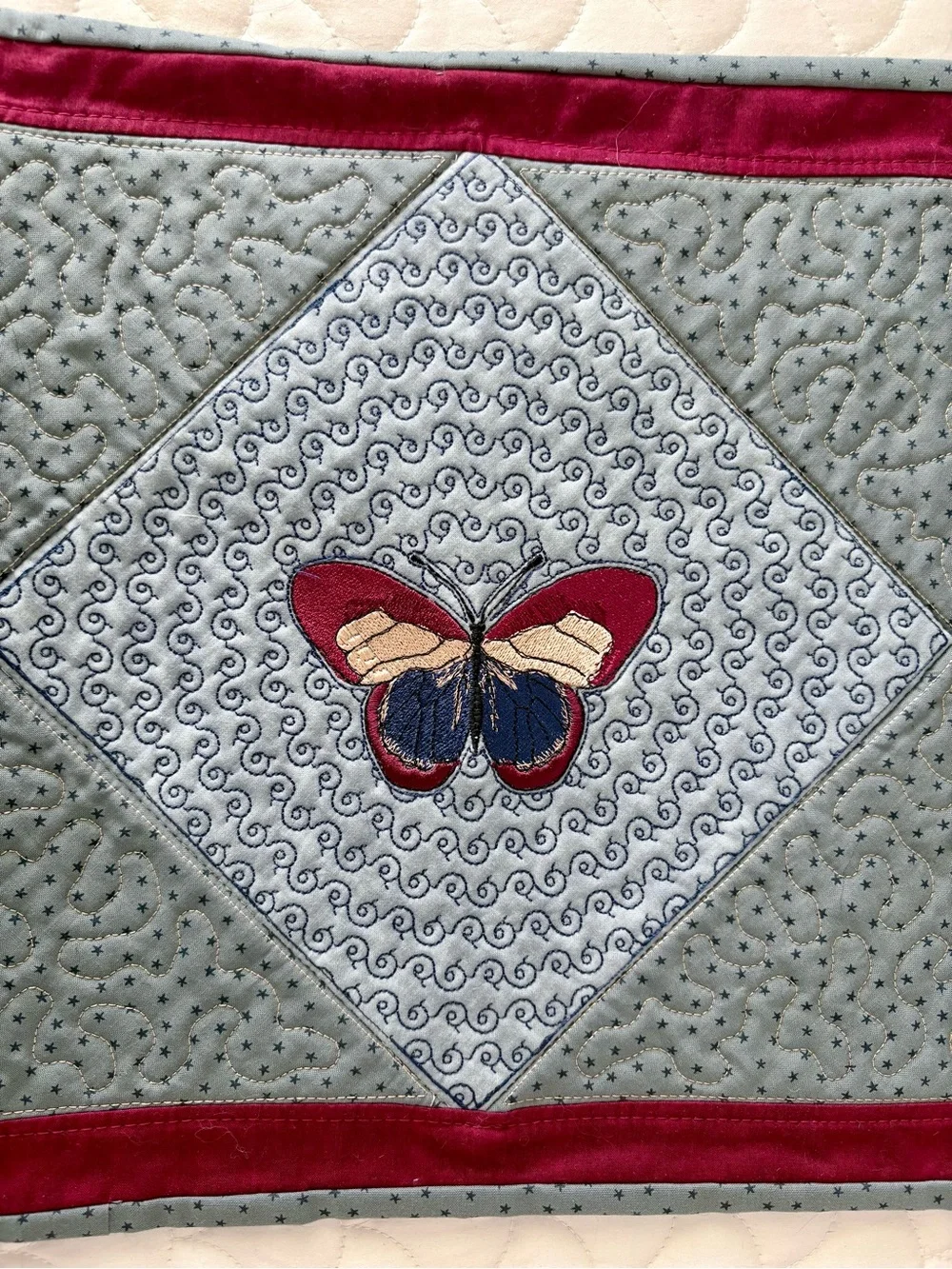 Handmade Quilted Butterfly Table Runner Patchwork Free Motion Stitching EUC